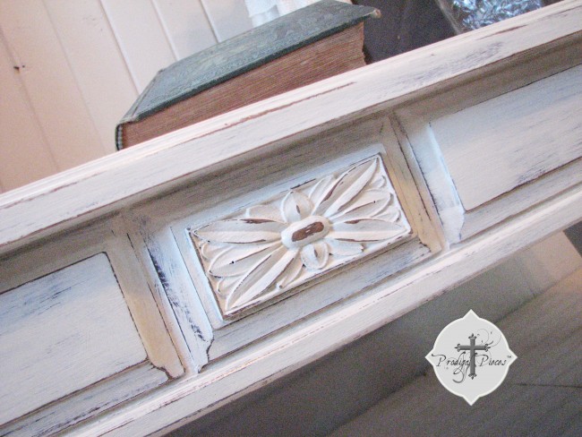 Thrifted Coffee Table Gets Shabby Chic Makeover by Prodigal Pieces www.prodigalpieces.com #prodigalpieces