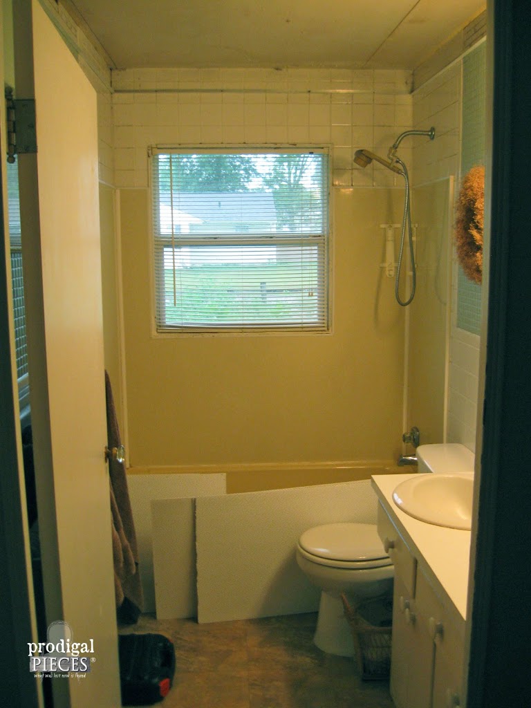 Outdated Bathroom Remodel | Prodigal Pieces | www.prodigalpieces.com