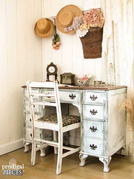 2 Year Blogiversary Giveaway to WIN this Desk Set + Shipped FREE by Prodigal Pieces www.prodigalpieces.com #prodigalpieces