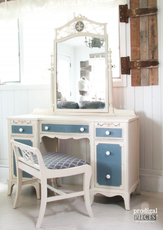 Vintage Dressing Table Gets a French Country Makeover by Prodigal Pieces www.prodigalpieces.com #prodigalpieces
