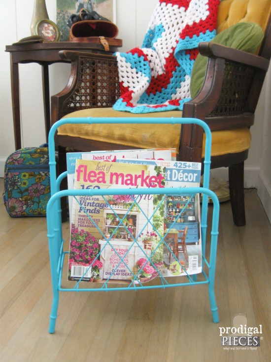 With a can of spray paint, you can update those flea market finds in no time. By Prodigal Pieces www.prodigalpieces.com #prodigalpieces