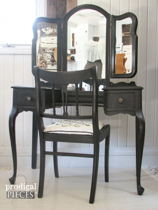 16 Amazing Vanity Makeovers from Art Deco to Antique - a must see! by Prodigal Pieces. www.prodigalpieces.com #prodigalpieces