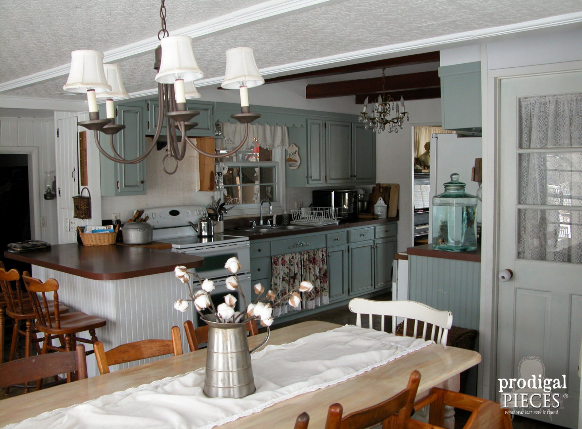 Kitchen Remodel Before by Prodigal Pieces | www.prodigalpieces.com