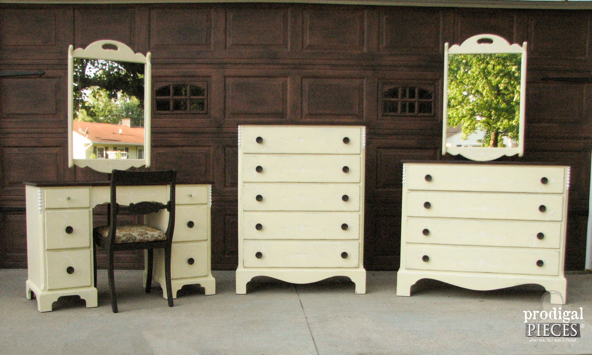 Vintage Bedroom Set with Primitive Makeover by Prodigal Pieces | www.prodigalpieces.com