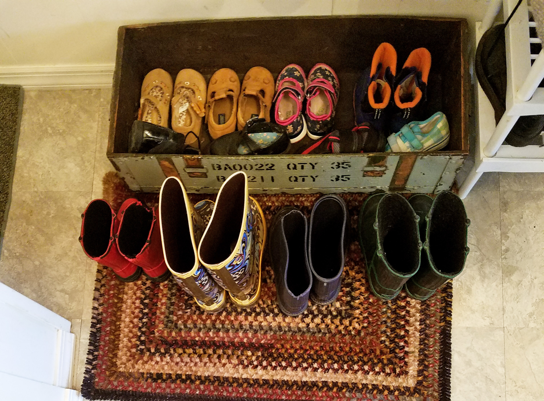 Featured Mudroom Makeover by Prodigal Pieces | prodigalpieces.com