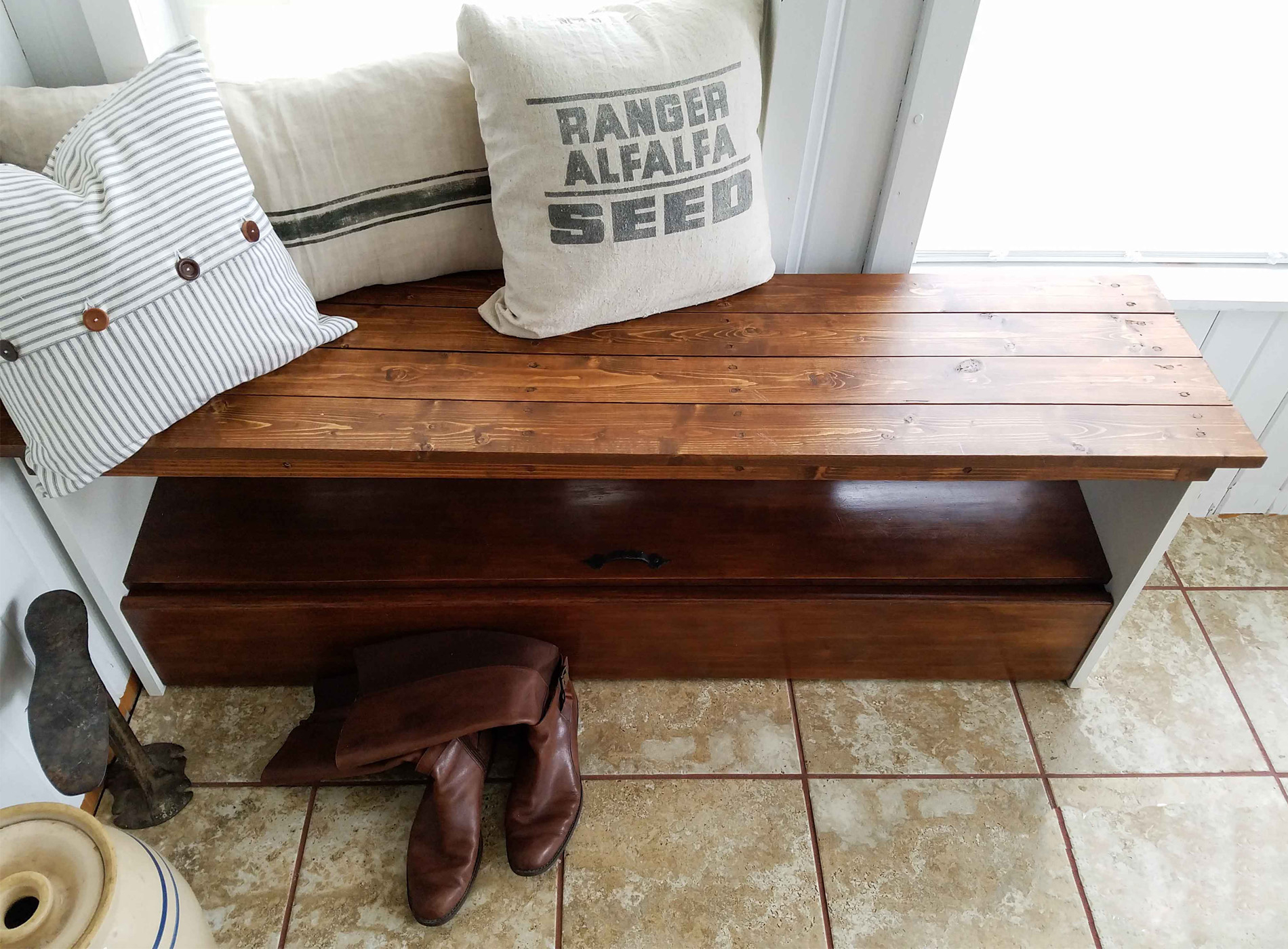 Features Repurosed Bookcase Headboard Bench by Prodigal Pieces | prodigalpieces.com
