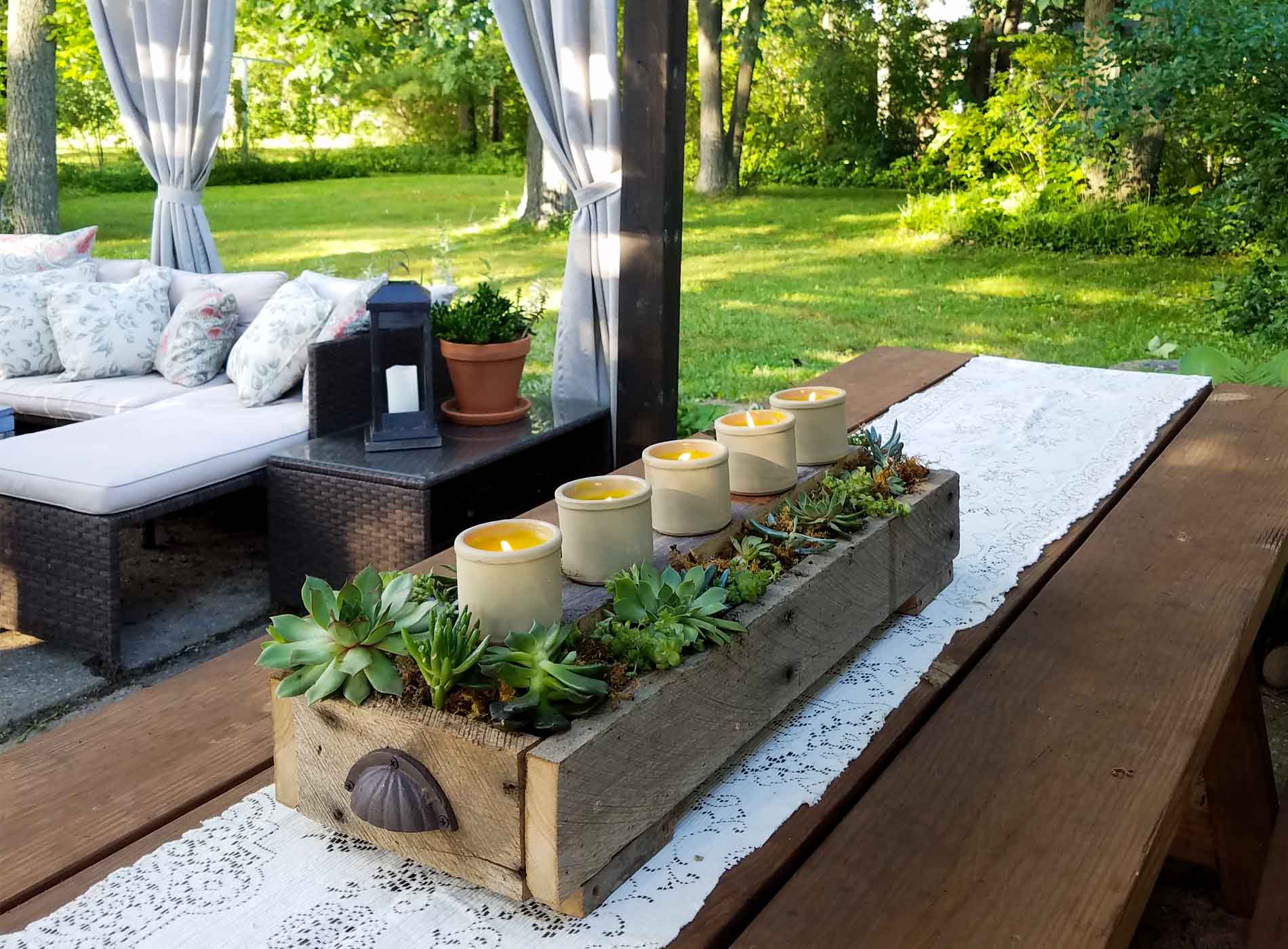 Featured DIY Succulent Centerpiece by Prodigal Pieces | prodigalpieces.com