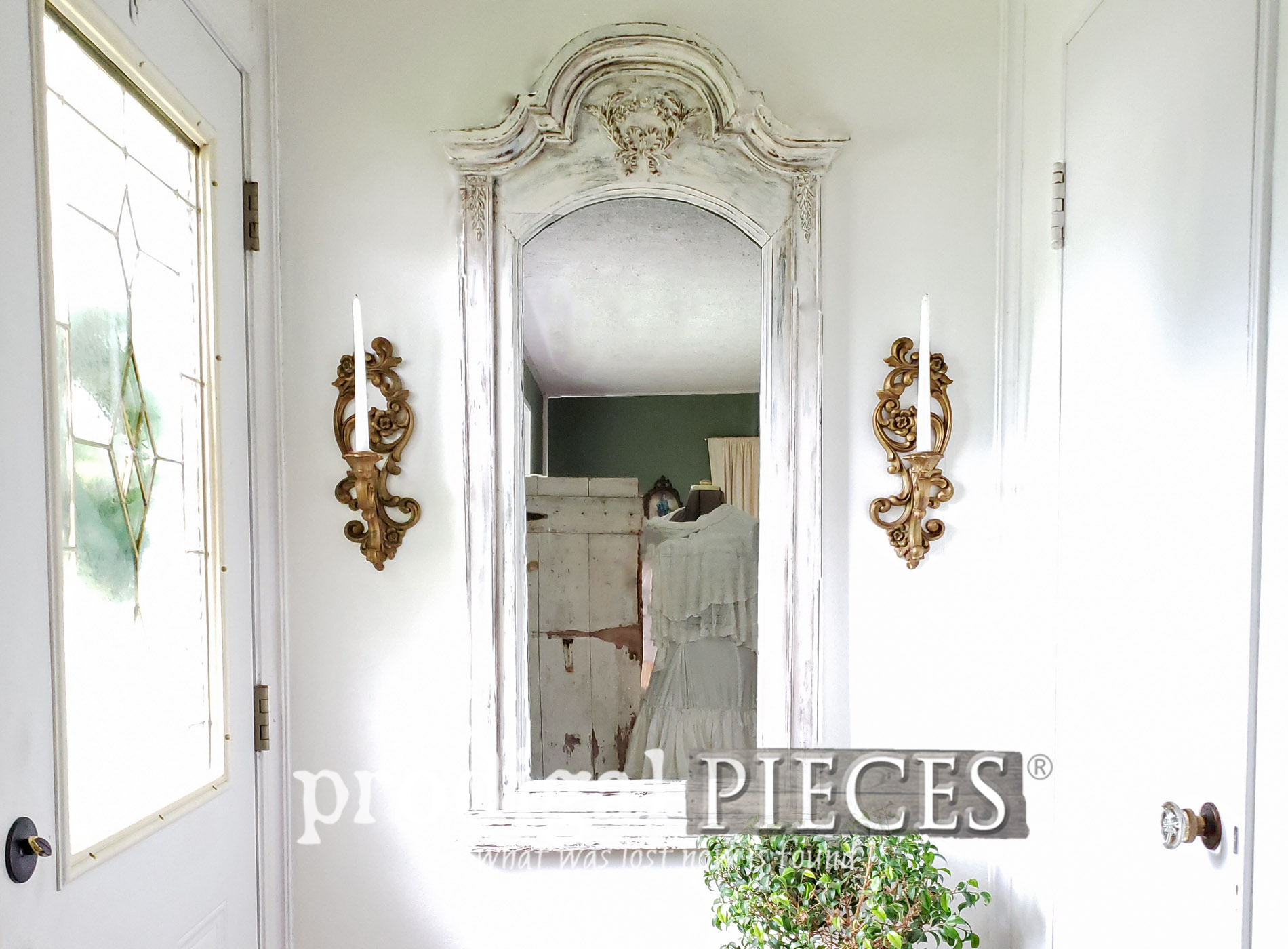 Featured Upcycled Dresser Mirror into Beautiful Entry Decor by Larissa of Prodigal Pieces | prodigalpieces.com