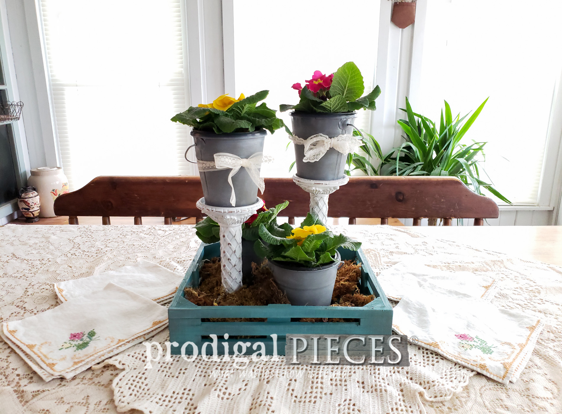 Featured DIY Spring Centerpiece using Thrifted Finds and this DIY video tutorial by Larissa of Prodigal Pieces | Head to prodigalpieces.com #prodigalpieces #diy #videos #farmhouse #home #homedecor #shopping #homedecorideas