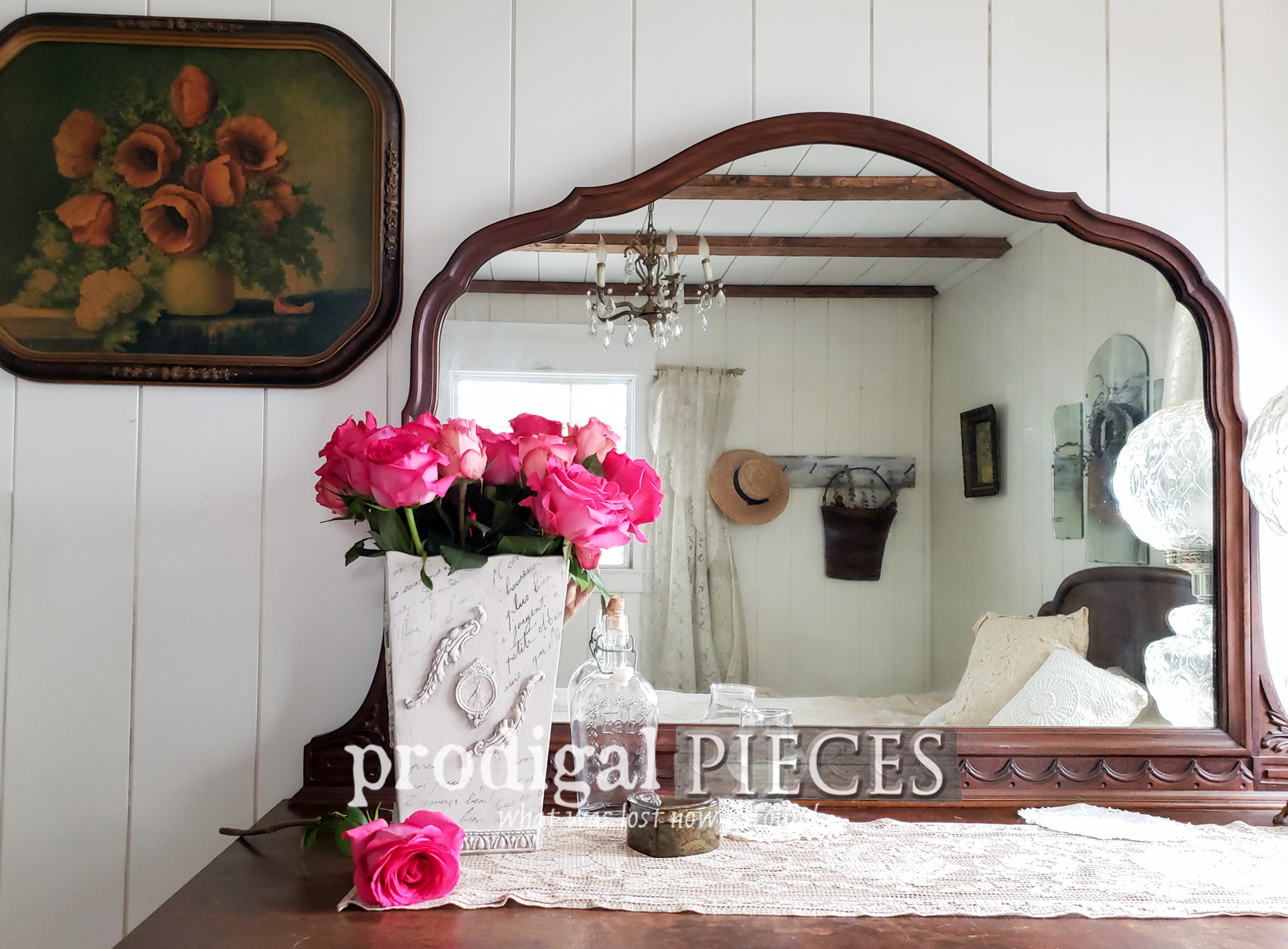 Featured DIY French Script Vase from Thrifted Find by Larissa of Prodigal Pieces | prodigalpieces #prodigalpieces #diy #home #homedecor #vintage
