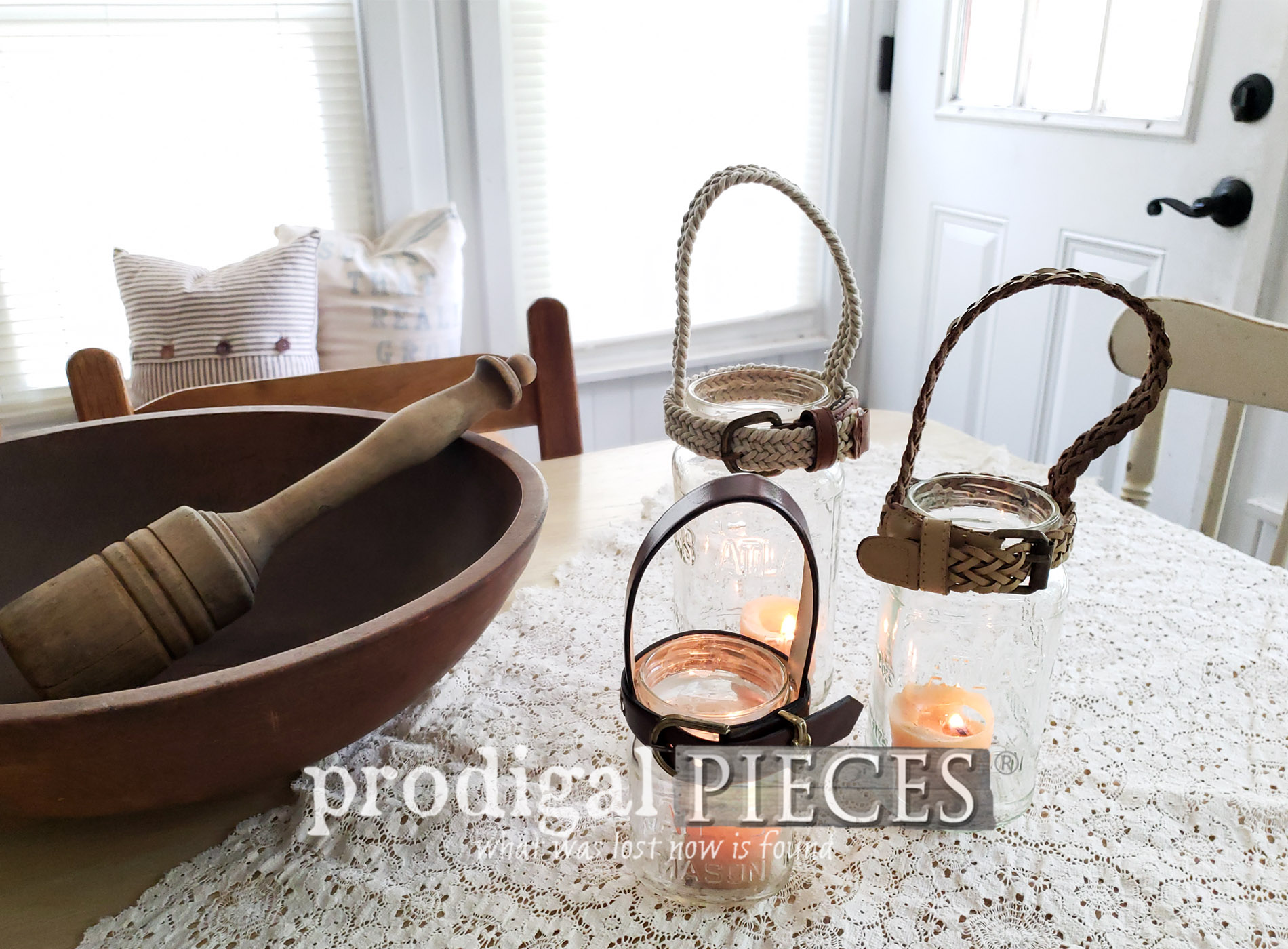 Featured Upcycled Belts Become Farmhouse Style Home Decor | Video Tutorial by Larissa of Prodigal Pieces | prodigalpieces.com #prodigalpieces #diy #home #farmhouse #homedecor #fashion