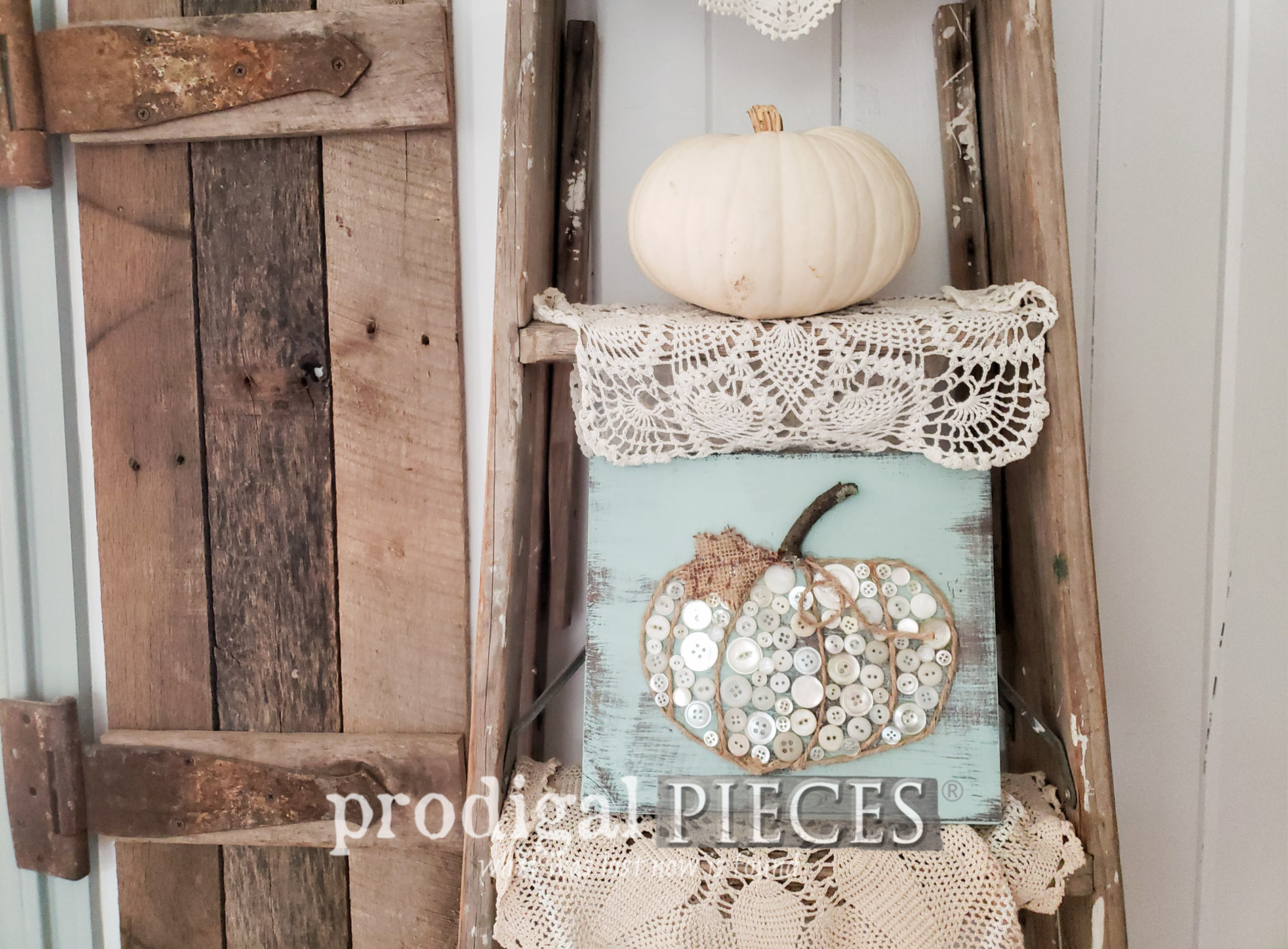 Featured Fall Button Pumpkin Art for Prodigal Pieces Kids CREATE at prodigalpieces.com #prodigalpieces #crafts #diy #fall #home #homedecor #farmhouse