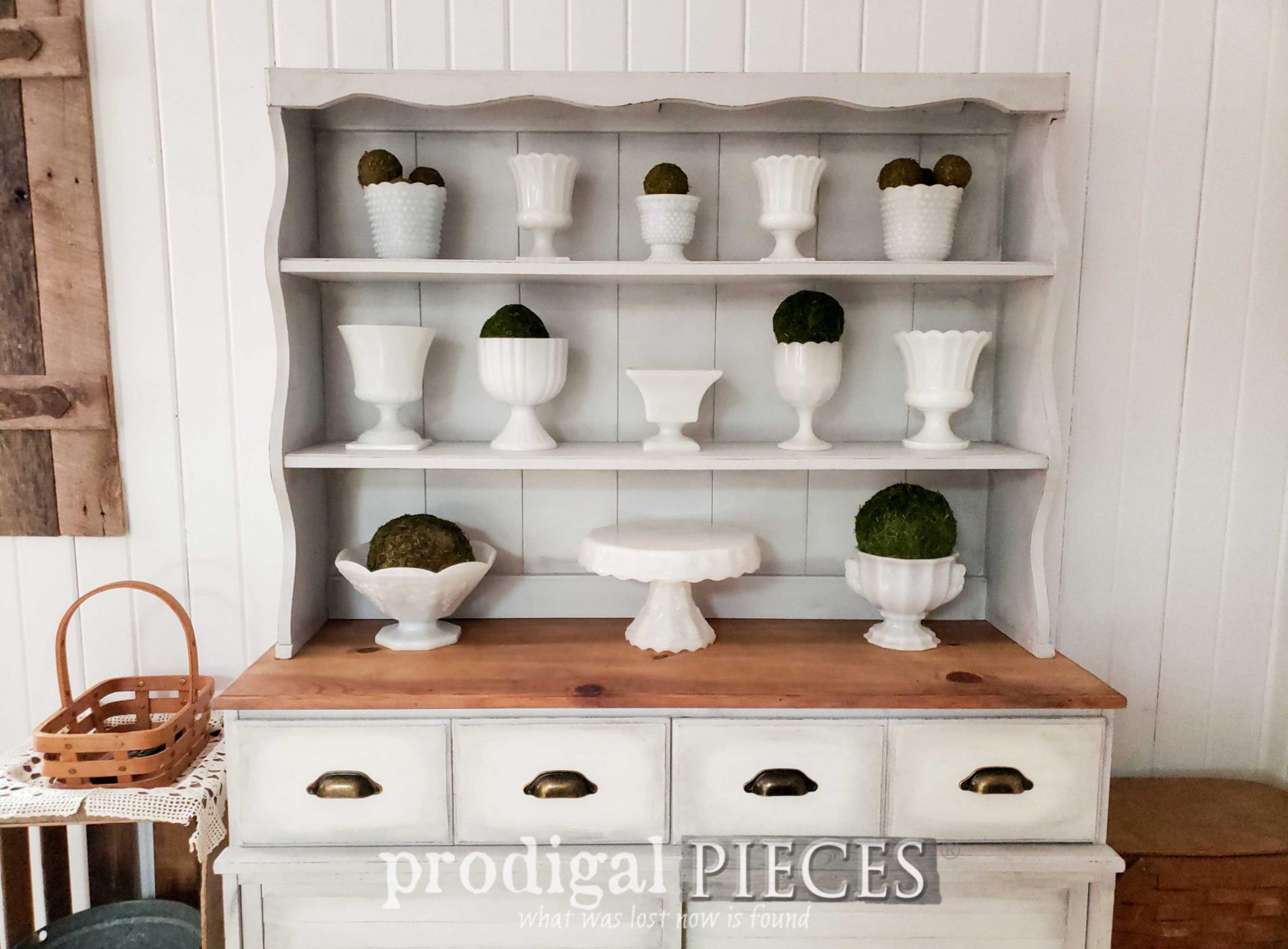 Featured Vintage Farmhouse Hutch Makeover & Revival by Larissa of Prodigal Pieces | prodigalpieces.com #prodigalpieces #home #farmhouse #furniture #diy #home