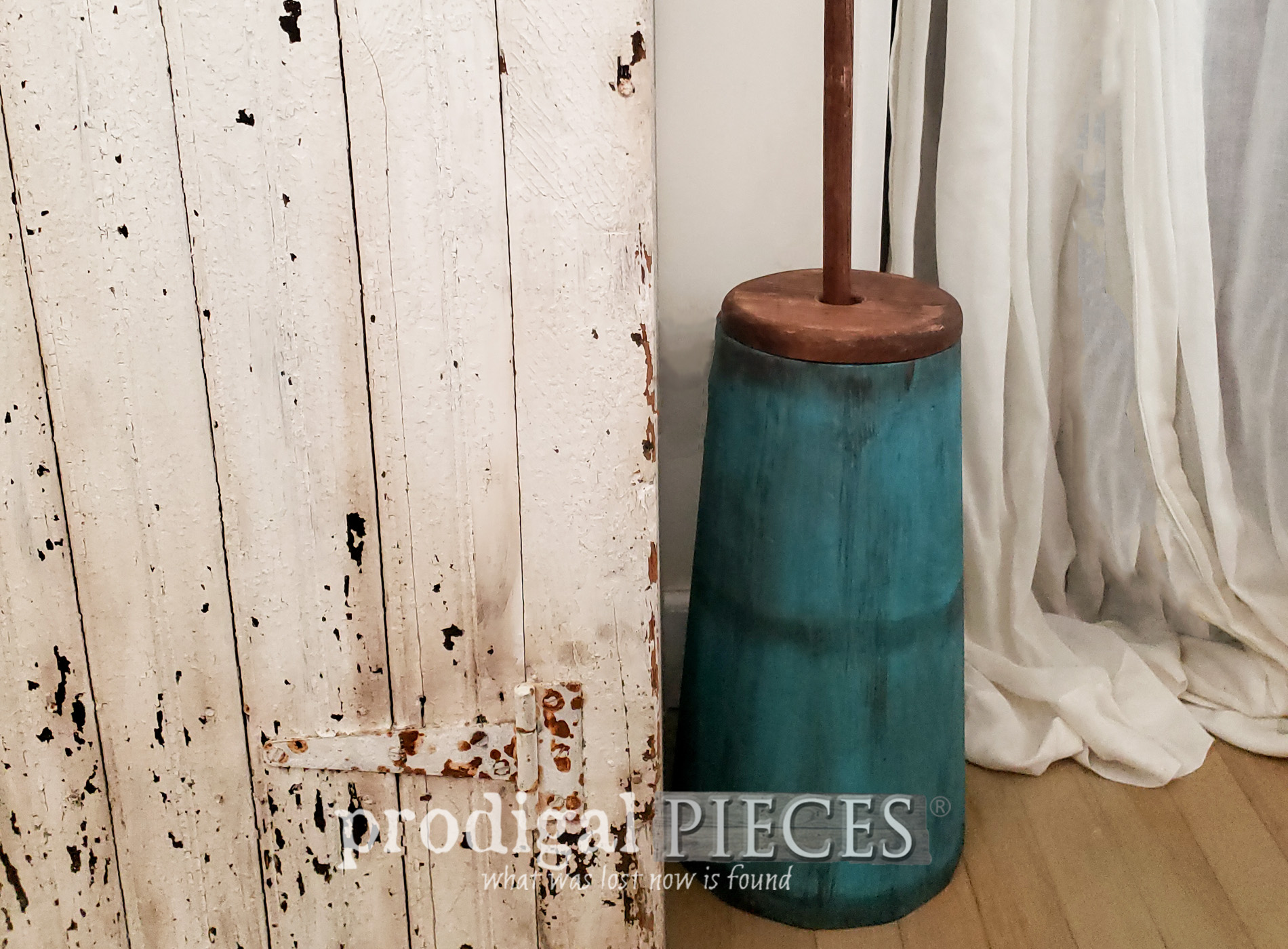 Featured Farmhouse Butter Churn by Larissa of Prodigal Pieces | prodigalpieces.com #prodigalpieces #farmhouse #home #homedecor #diy
