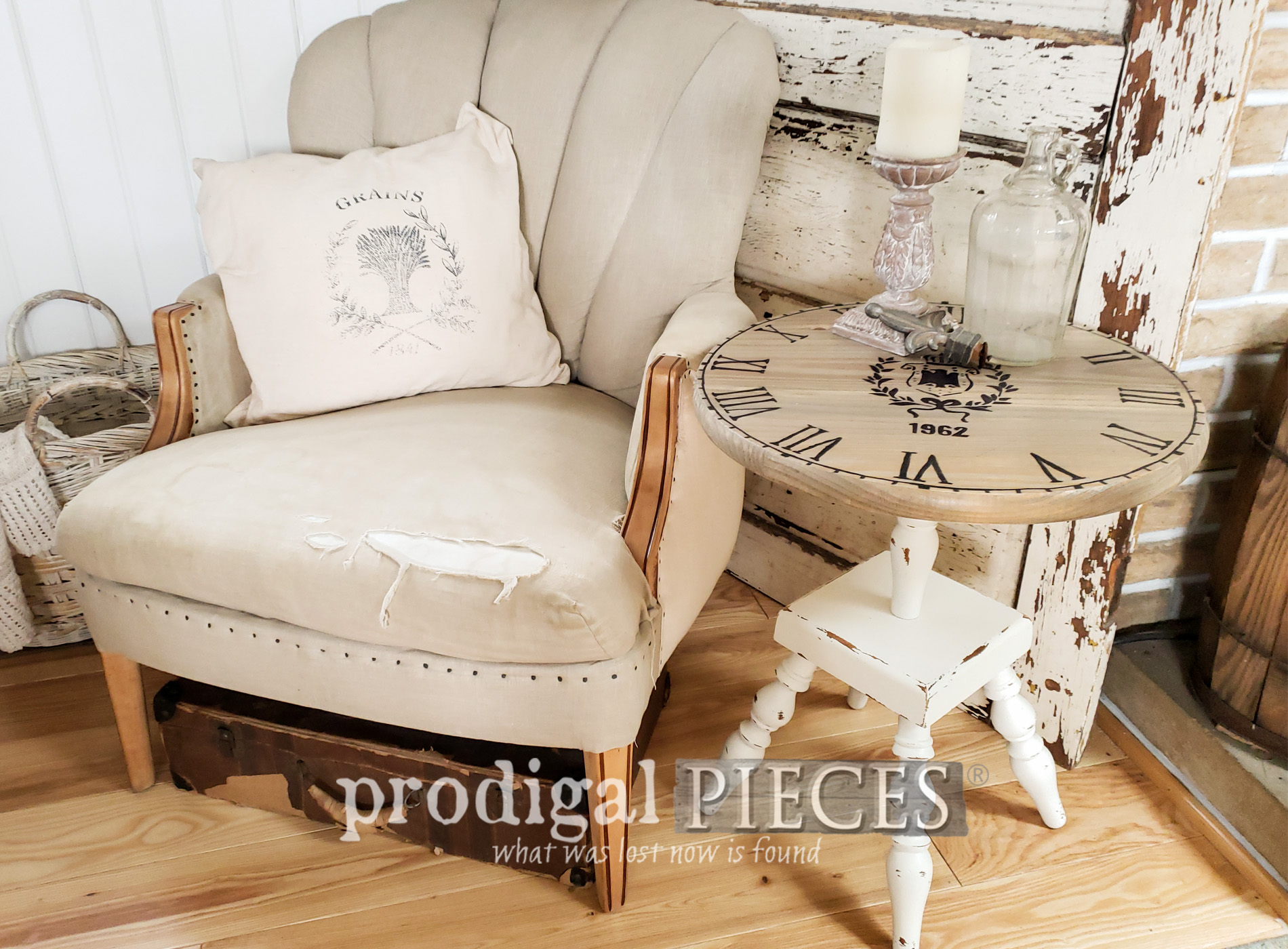 Featured Upcycled Clock Table from a vintage ash tray stand by Larissa of Prodigal Pieces | prodigalpieces.com #prodigalpieces #furniture #diy #farmhouse #home #homedecor #upcycled