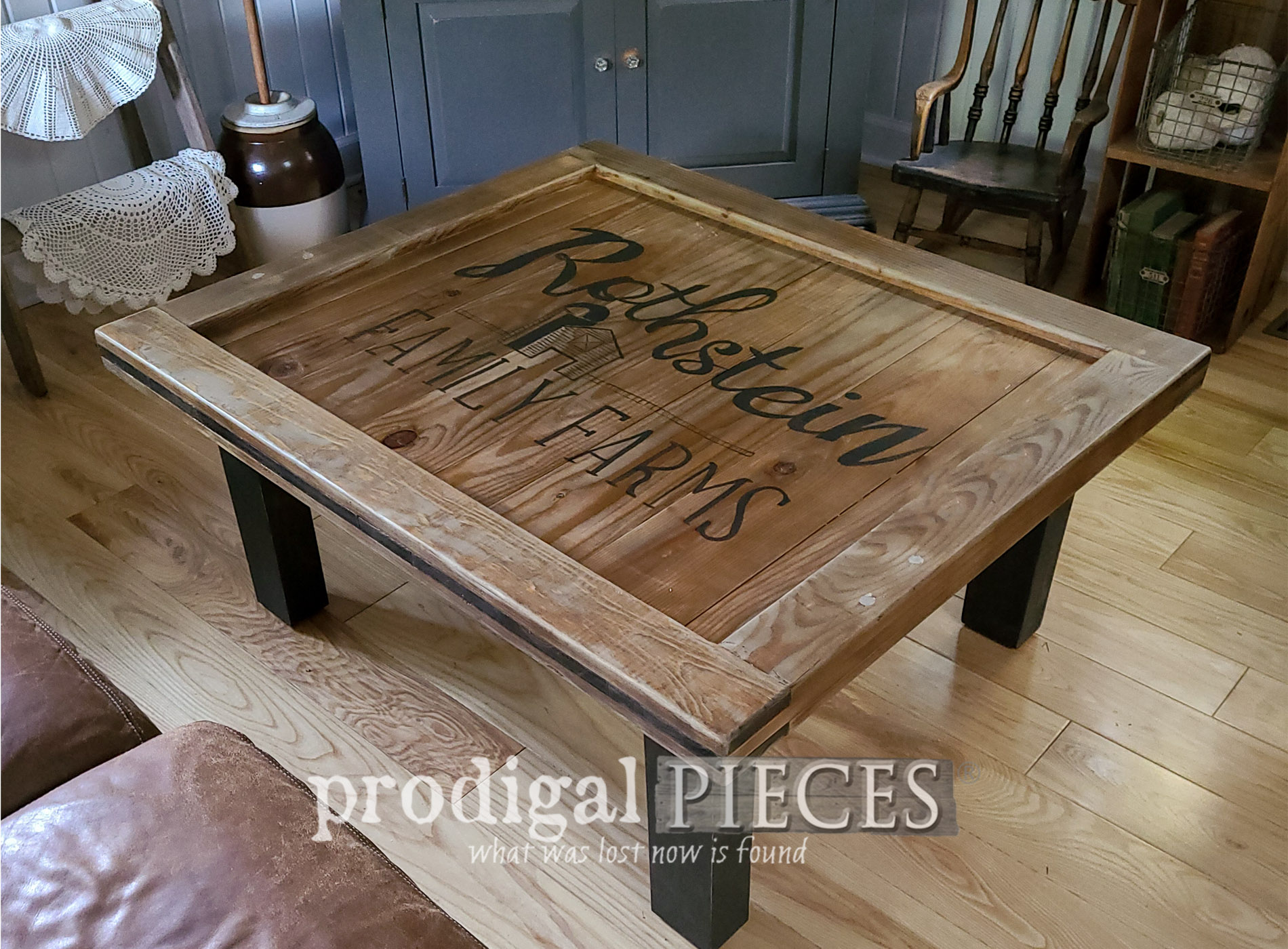 Featured Reclaimed Coffee Table Built by Larissa of Prodigal Pieces | prodigalpieces.com #prodigalpieces #farmhouse #furniture #build #woodworking #reclaimed #home #homedecor