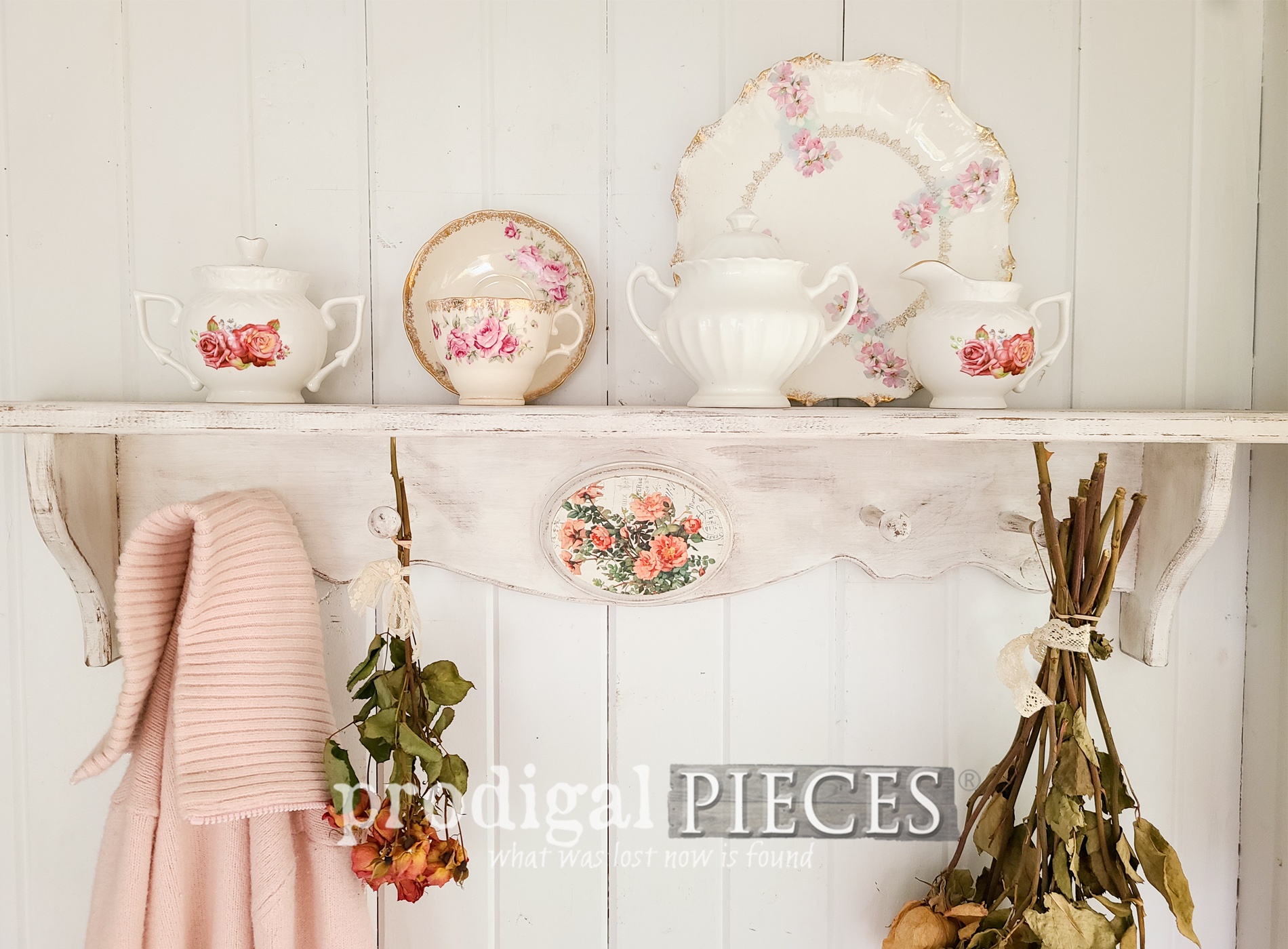 Featured Thrifty Decor Makeovers by Prodigal Pieces | prodigalpieces.com #prodigalpieces #diy #home #homedecor