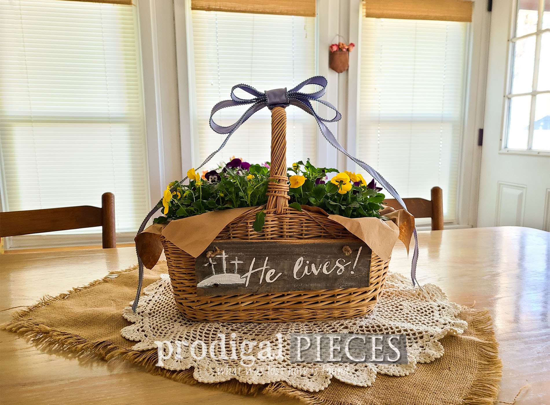 Featured DIY Easter Centerpiece | Simple, Affordable & and Oh so pretty | by Larissa of Prodigal Pieces | prodigalpieces.com #prodigalpieces #easter #diy #home #homedecor