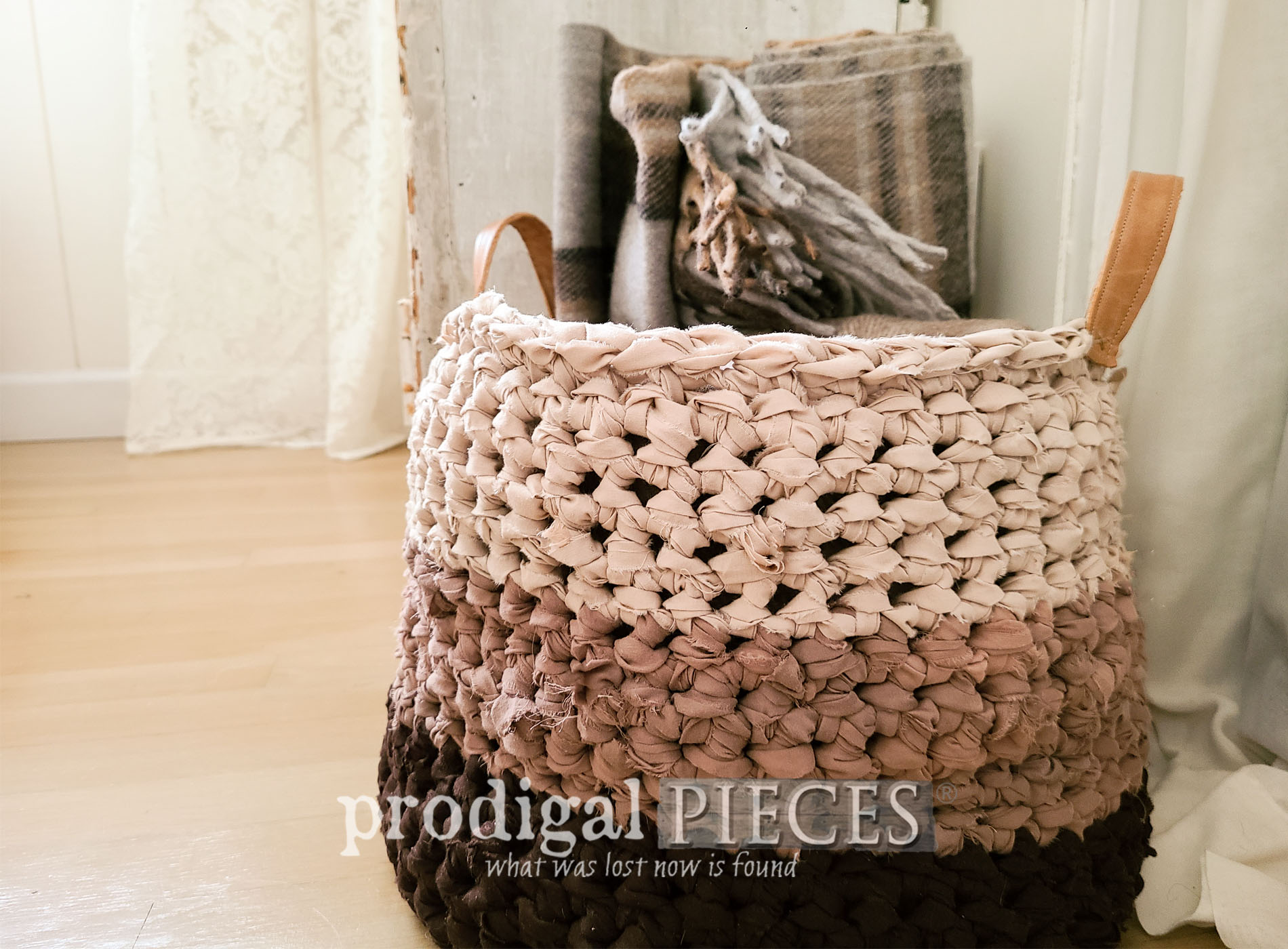 Featured DIY Crochet Basket from Upcycled Bed Sheets by Larissa of Prodigal Pieces | prodigalpieces.com #prodigalpieces #diy #handmade #crochet #basket