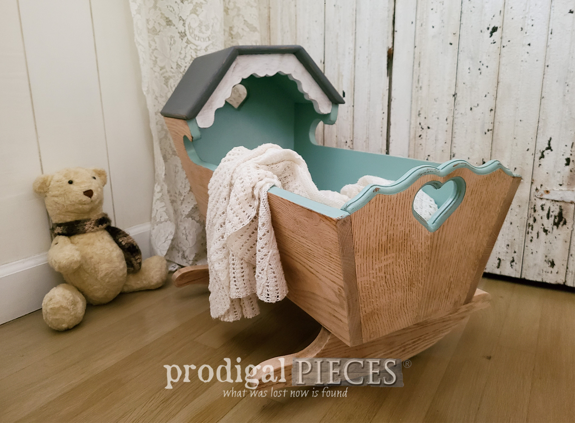Featured Vintage Baby Cradle Makeover by Larissa of Prodigal Pieces | prodigalpieces.com #prodigalpieces #vintage #baby #diy #nursery