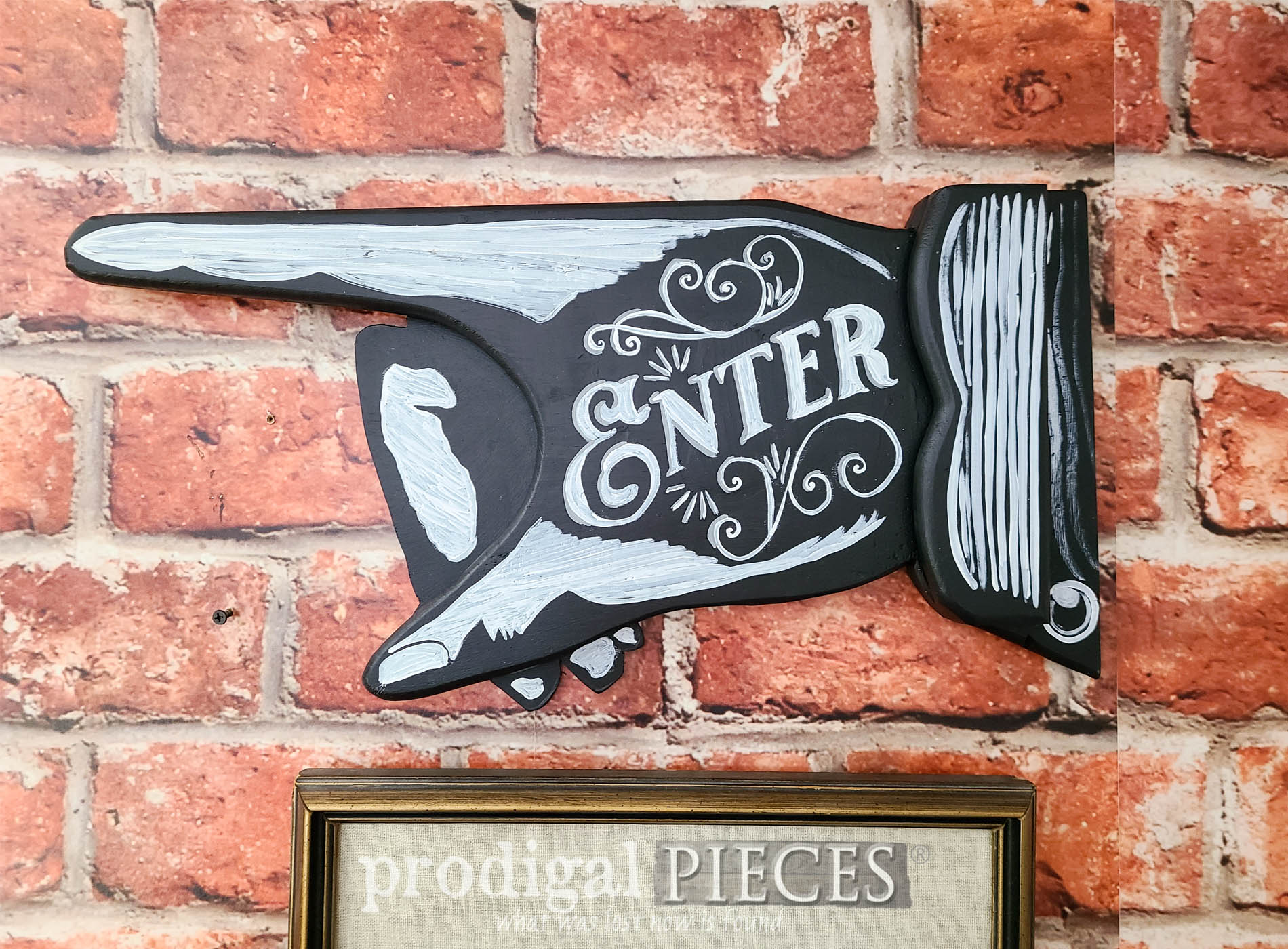 Featured Heart Cut-Out Furniture Upcycled into Whimscial Home Decor by Larissa of Prodigal Pieces | prodigalpieces.com #prodigalpieces #diy #home #handmade