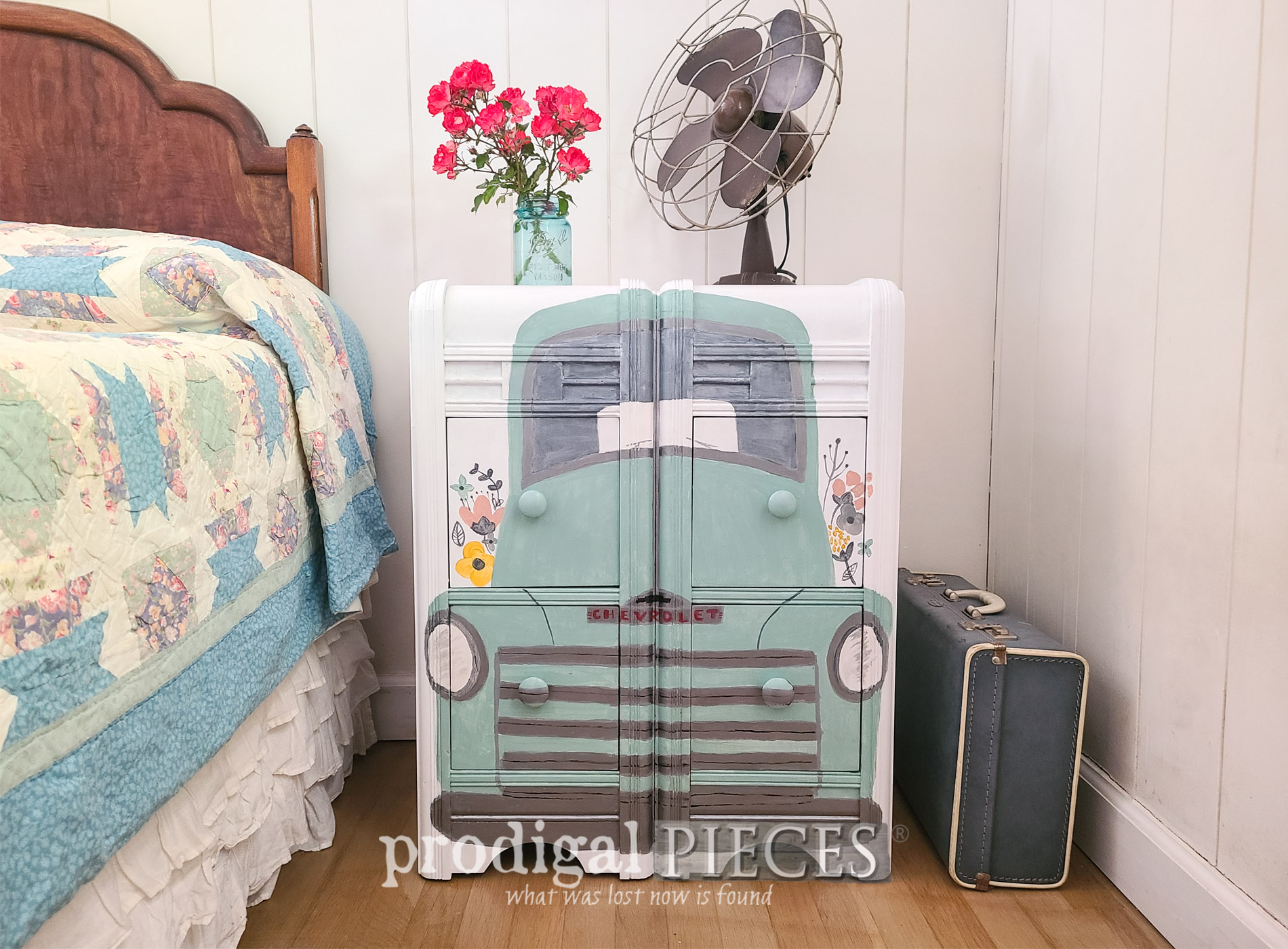 Featured Repurposed Dressing Table into Adorable Chest of Drawers by Larissa of Prodigal Pieces | prodigalpieces.com #prodigalpieces #furniture #repurposed #diy